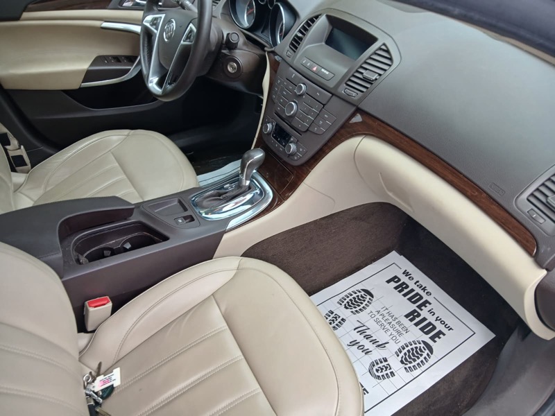 Buick Regal CXL - 3XL 2011