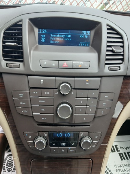 Buick Regal CXL - 3XL 2011