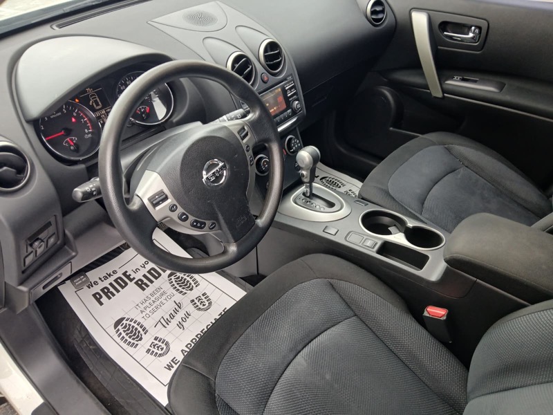 Nissan Rogue Select S 2WD 2014