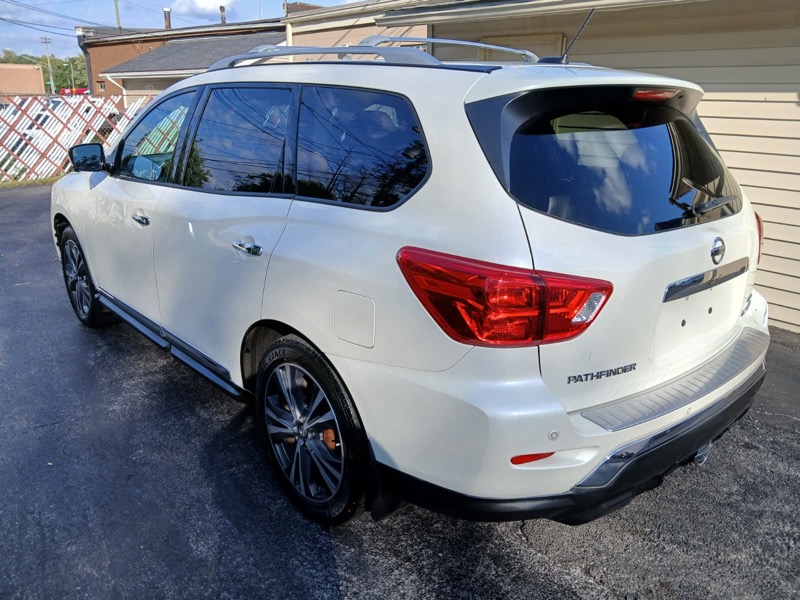 Nissan Pathfinder S 4WD 2017