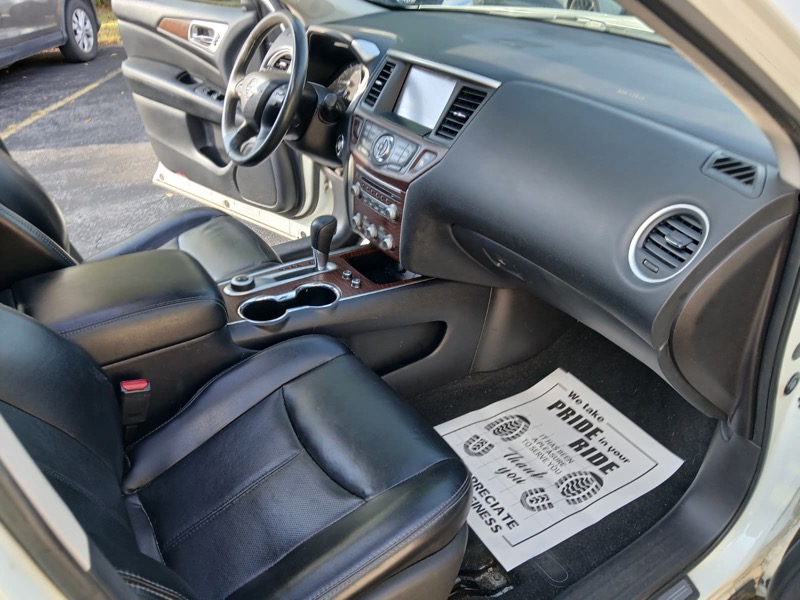 Nissan Pathfinder S 4WD 2017