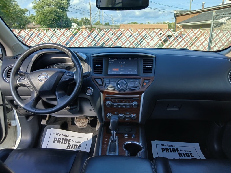 Nissan Pathfinder S 4WD 2017