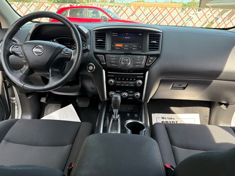 Nissan Pathfinder S 4WD 2017