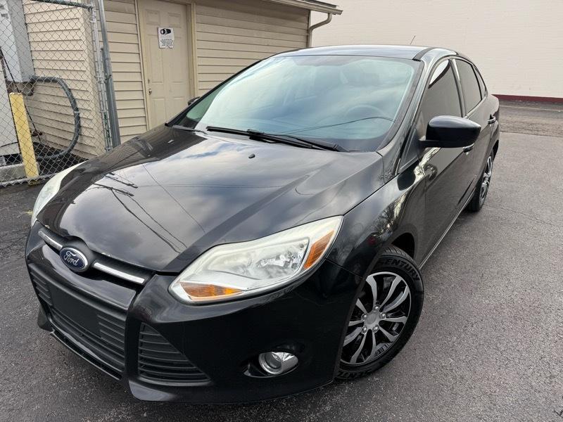 2012 Ford Focus SE Sedan