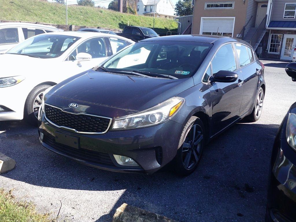 2017 Kia Forte 5-Door EX
