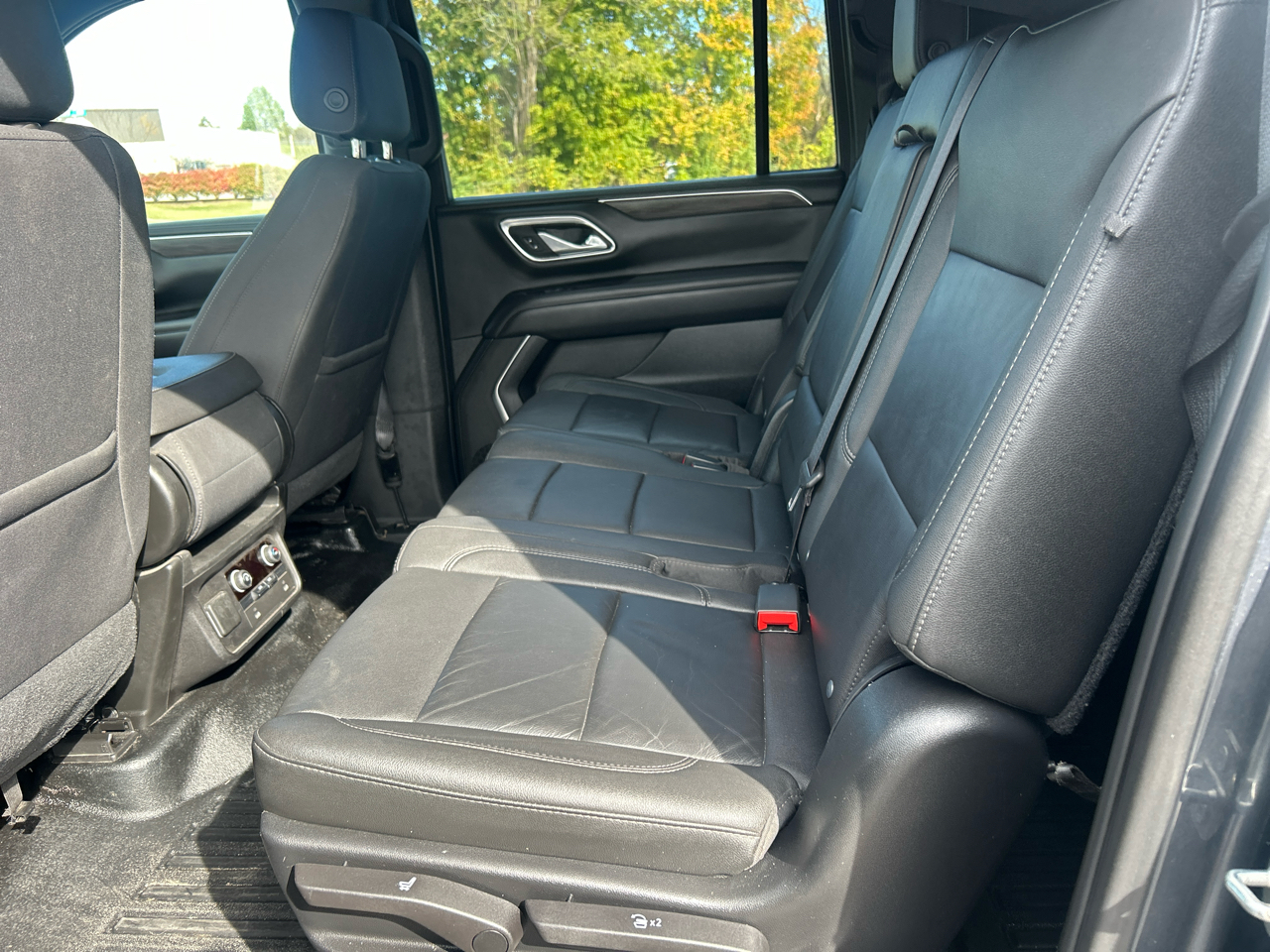 Chevrolet Suburban FL 4WD 2021 Chevrolet Suburban FL 4WD 2021