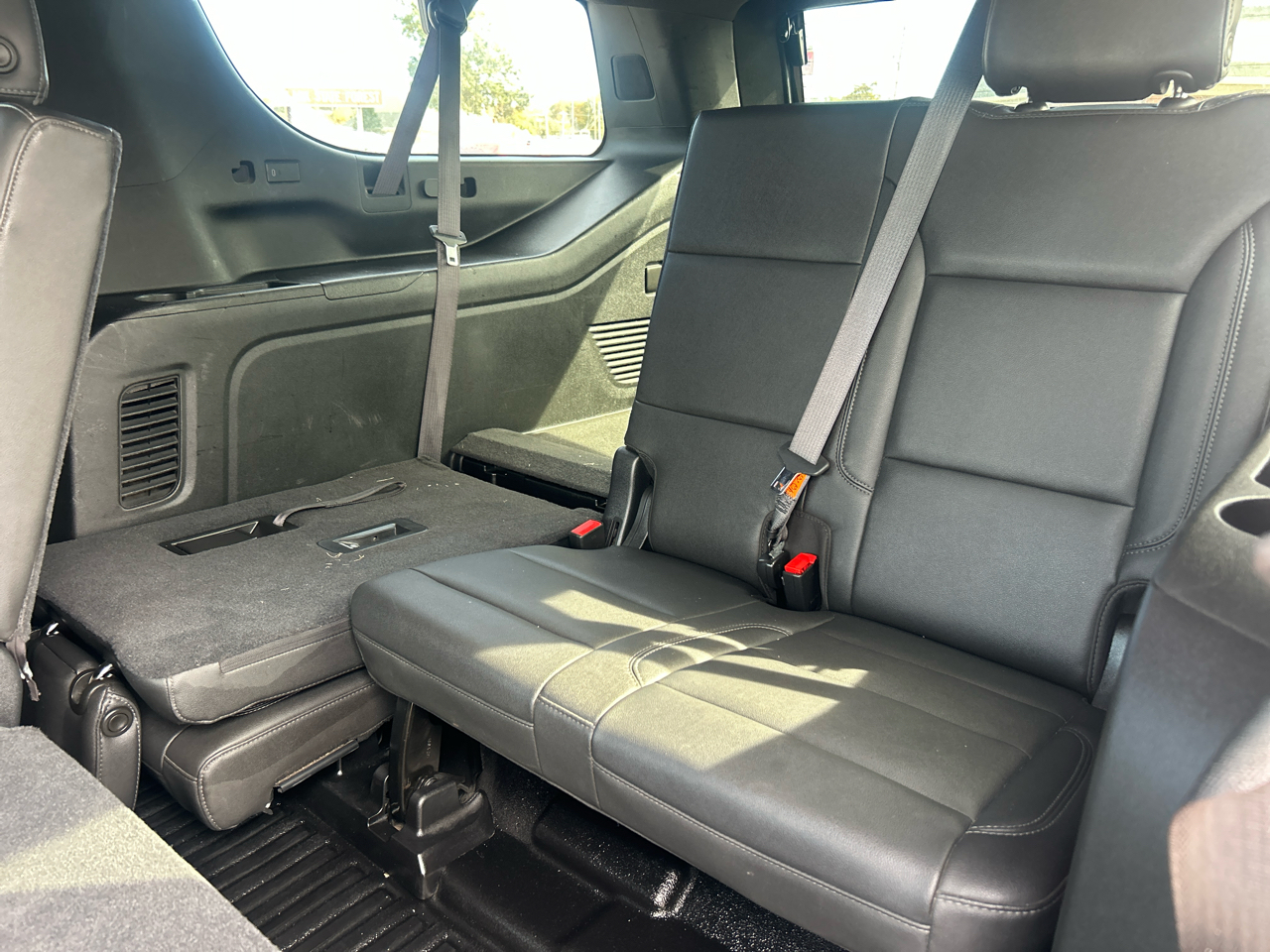 Chevrolet Suburban FL 4WD 2021 Chevrolet Suburban FL 4WD 2021