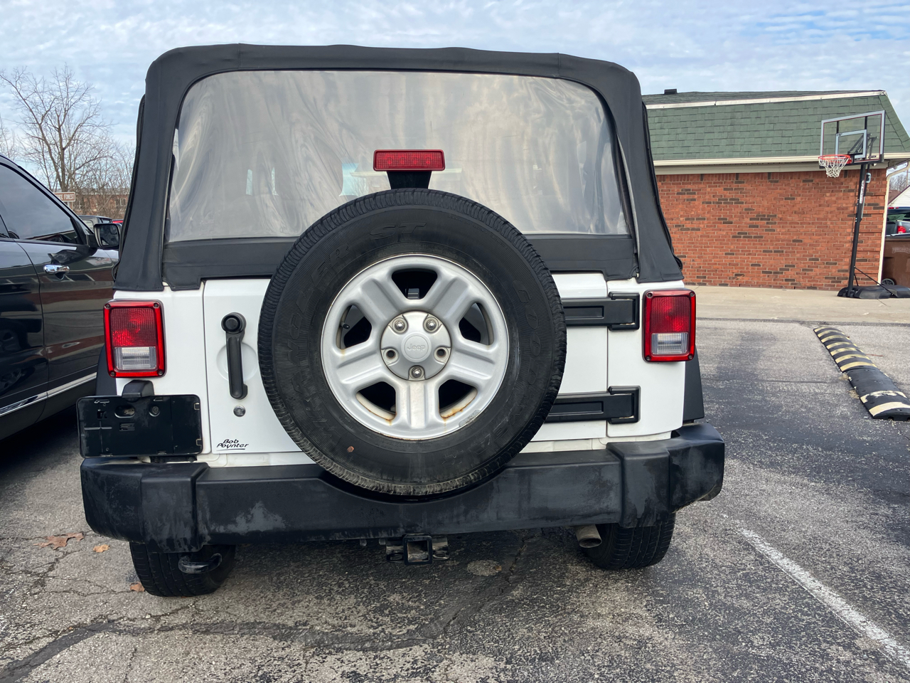 Jeep Wrangler Sport 4WD 2013