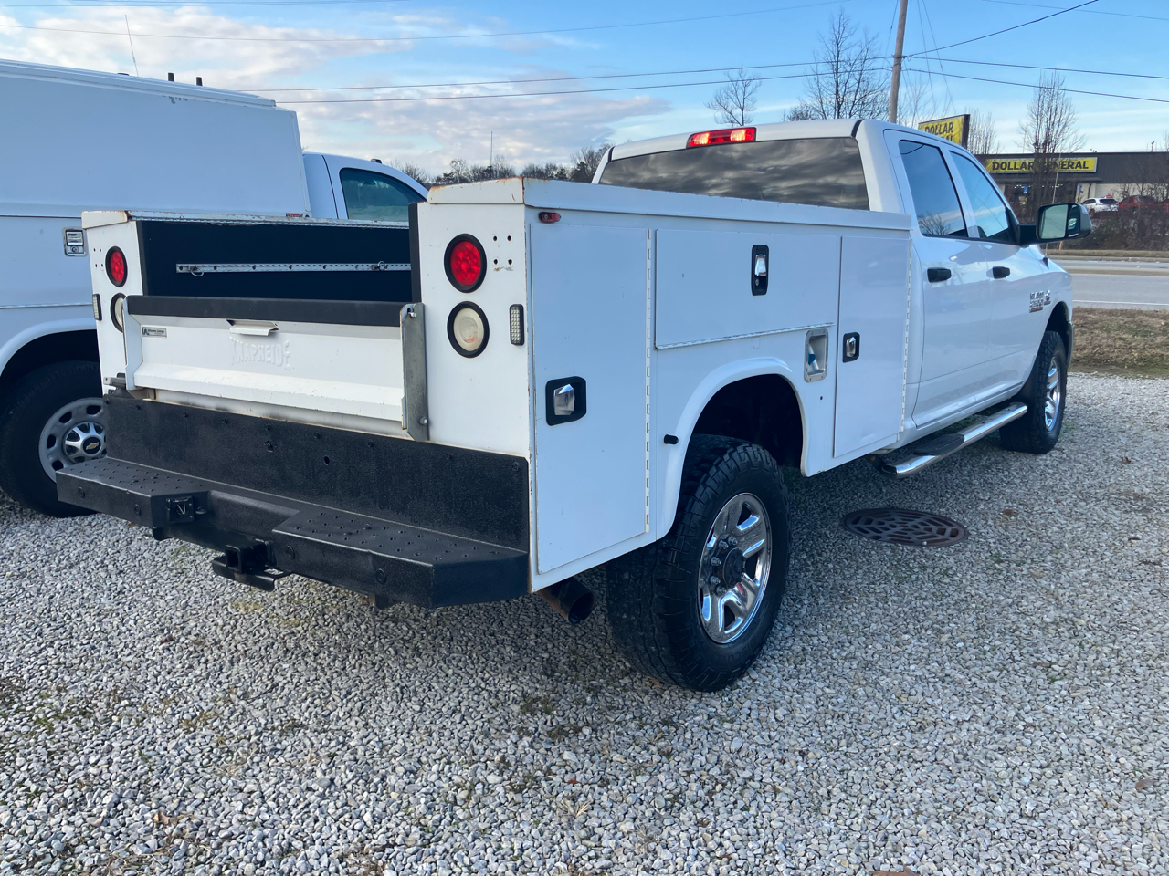RAM 2500 Tradesman Crew Cab LWB 4WD 2016