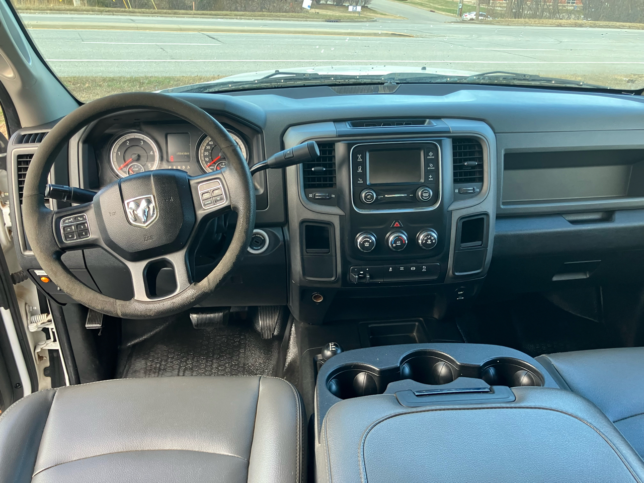 RAM 2500 Tradesman Crew Cab LWB 4WD 2016