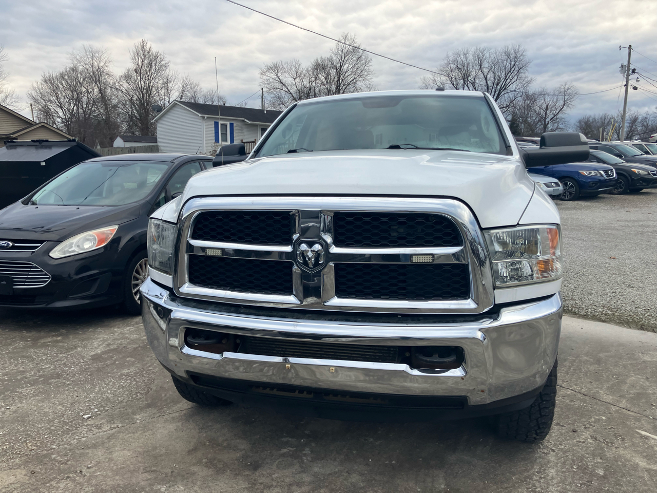 RAM 2500 Tradesman Crew Cab LWB 4WD 2016