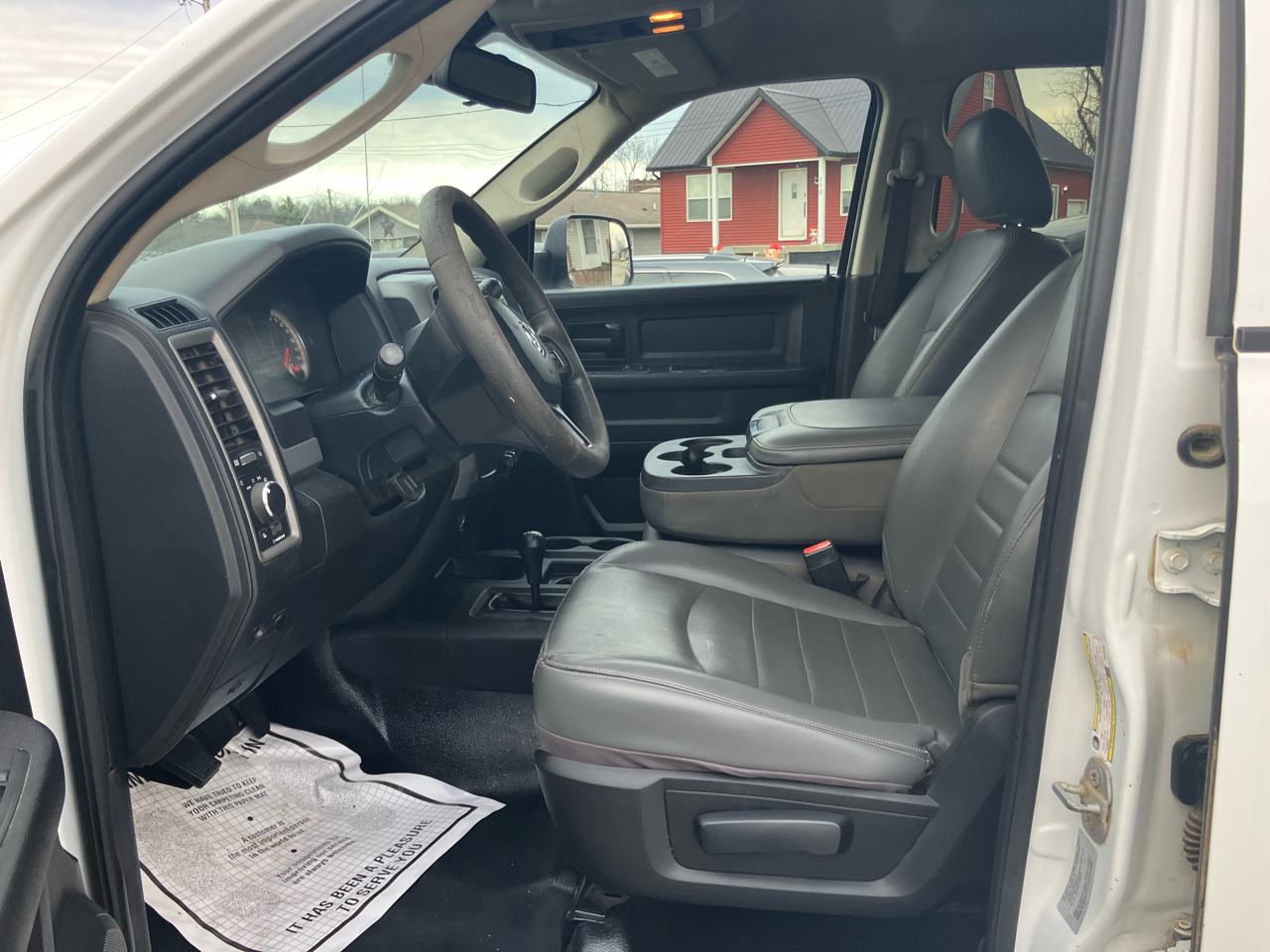 RAM 2500 Tradesman Crew Cab LWB 4WD 2016