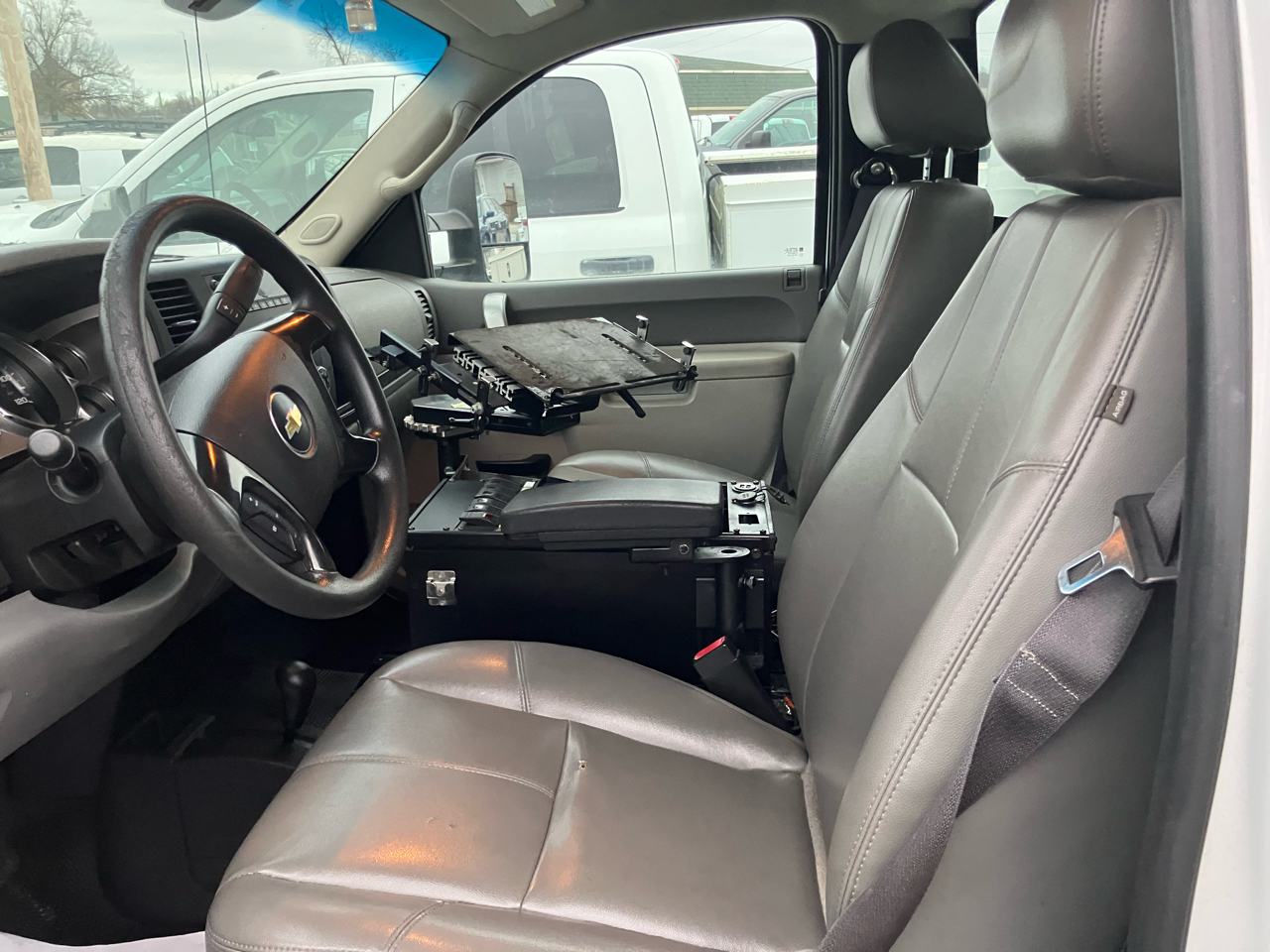 Chevrolet Silverado 3500HD Work Truck Long Box 4WD 2011