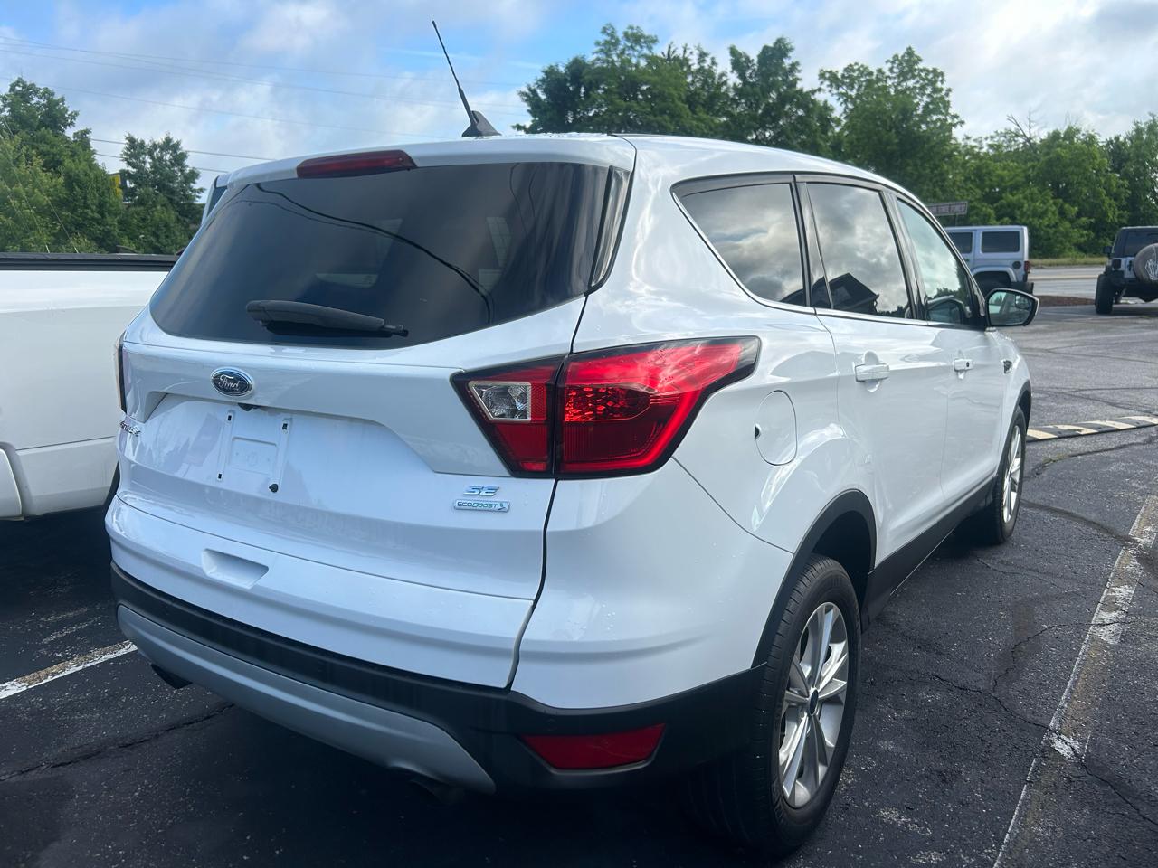 Ford Escape SE FWD 2019
