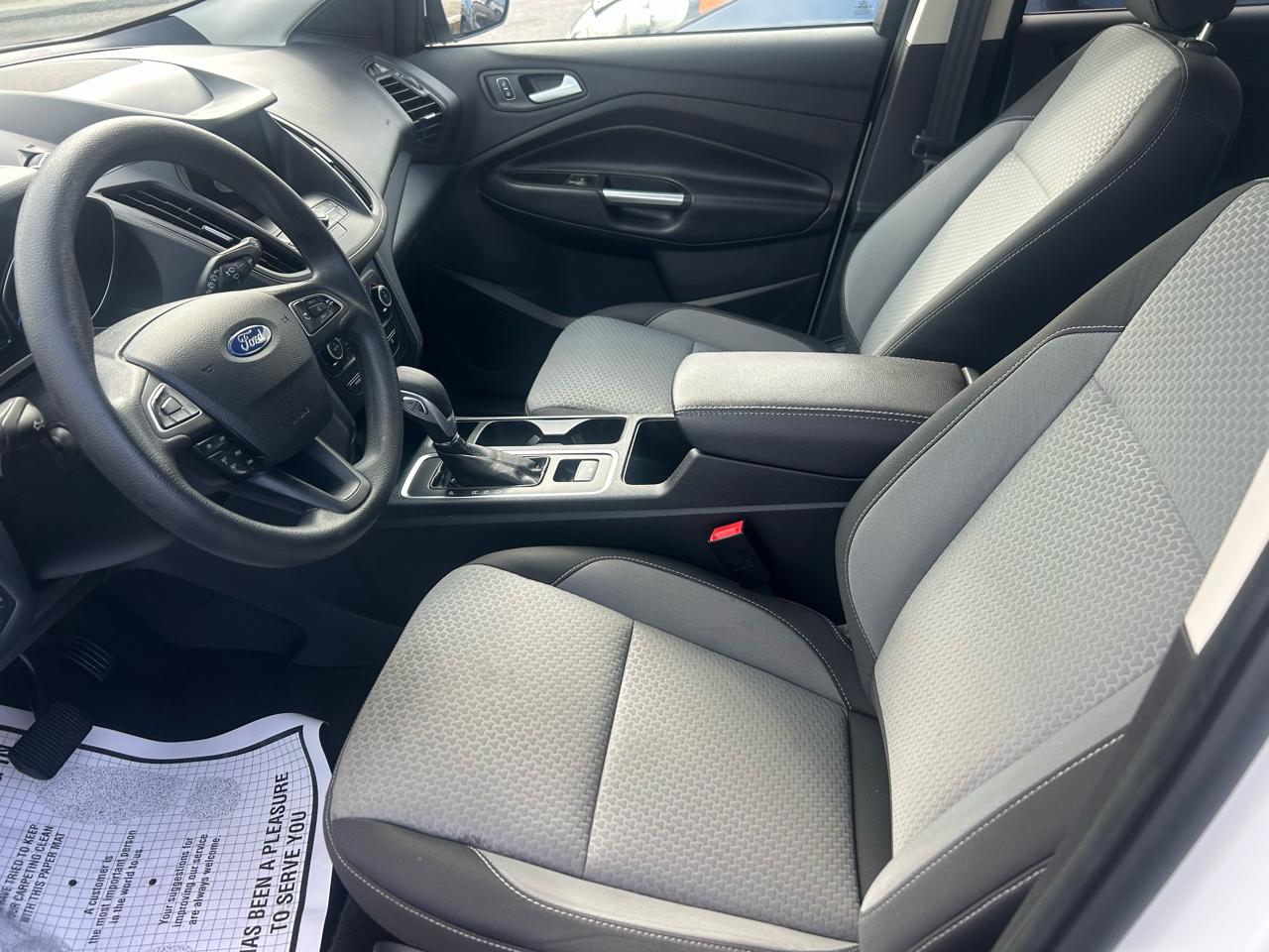 Ford Escape SE FWD 2019