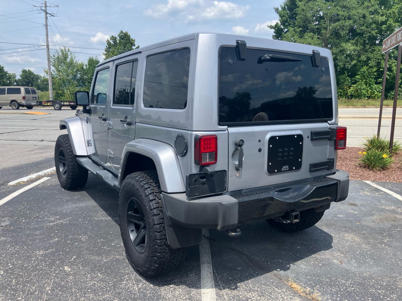 Jeep Wrangler Unlimited Sahara 4WD 2014