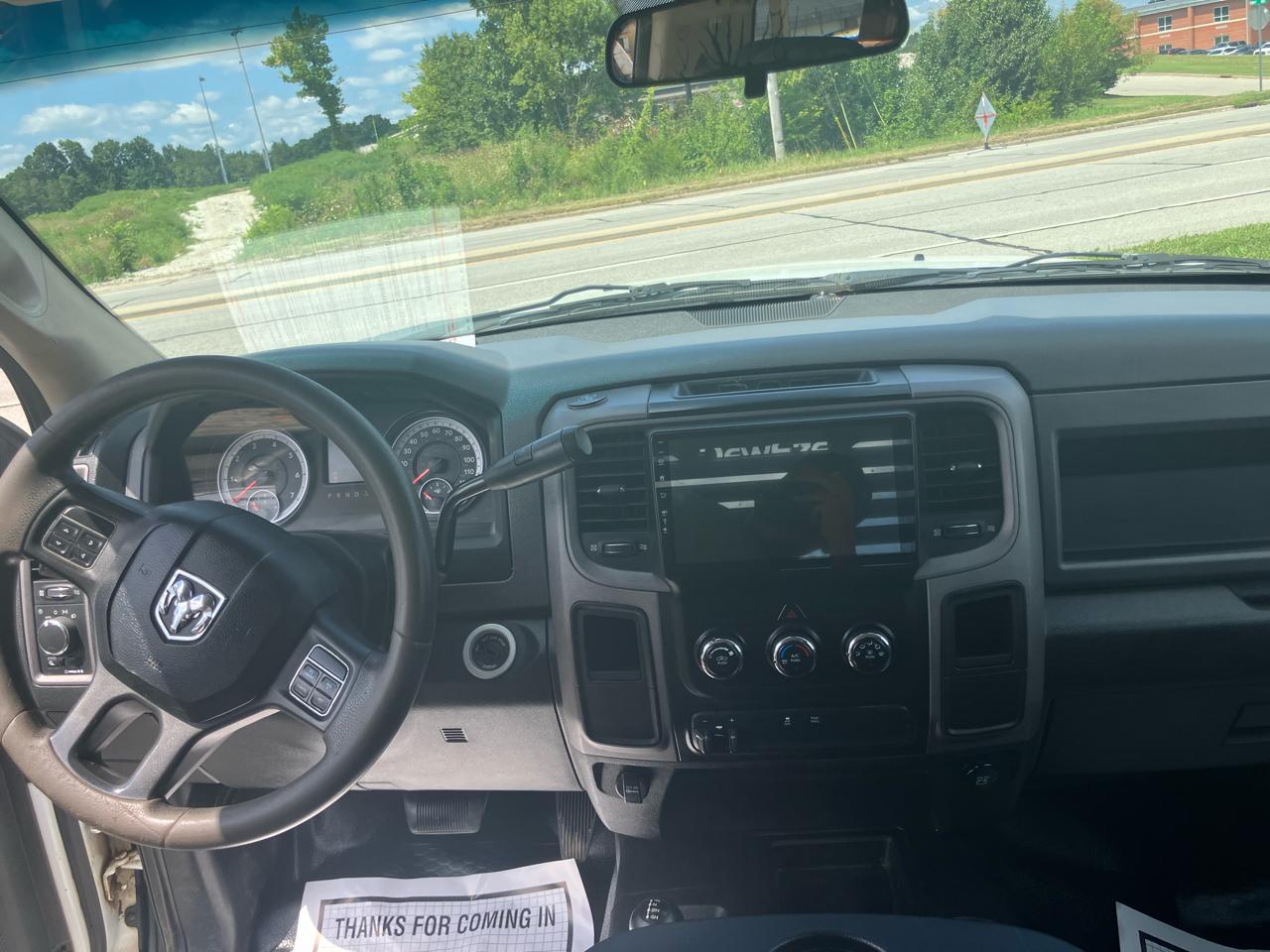 RAM 3500 ST 4WD 2014