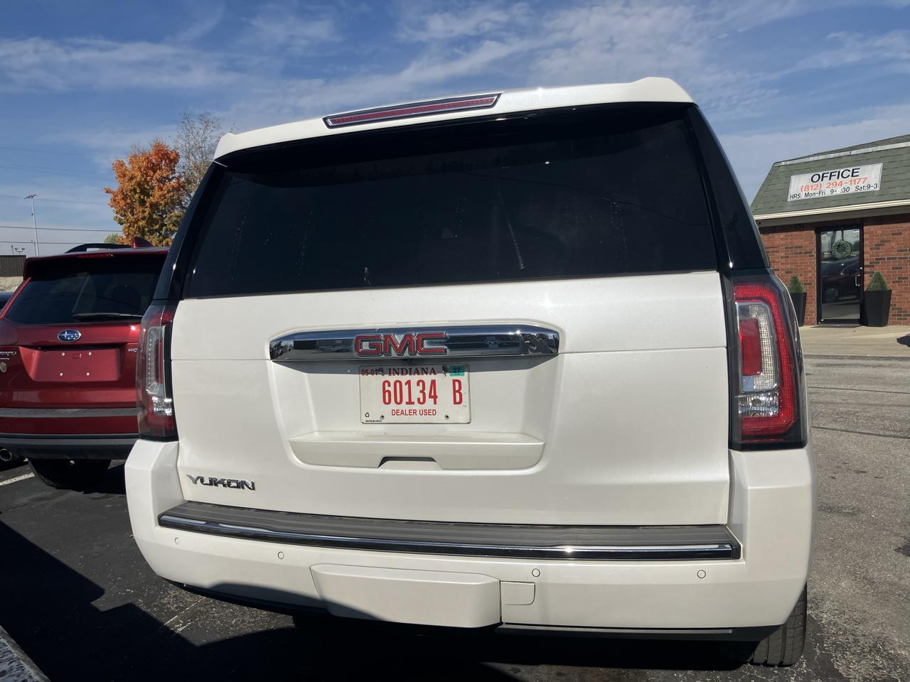 GMC Yukon Denali 4WD 2019