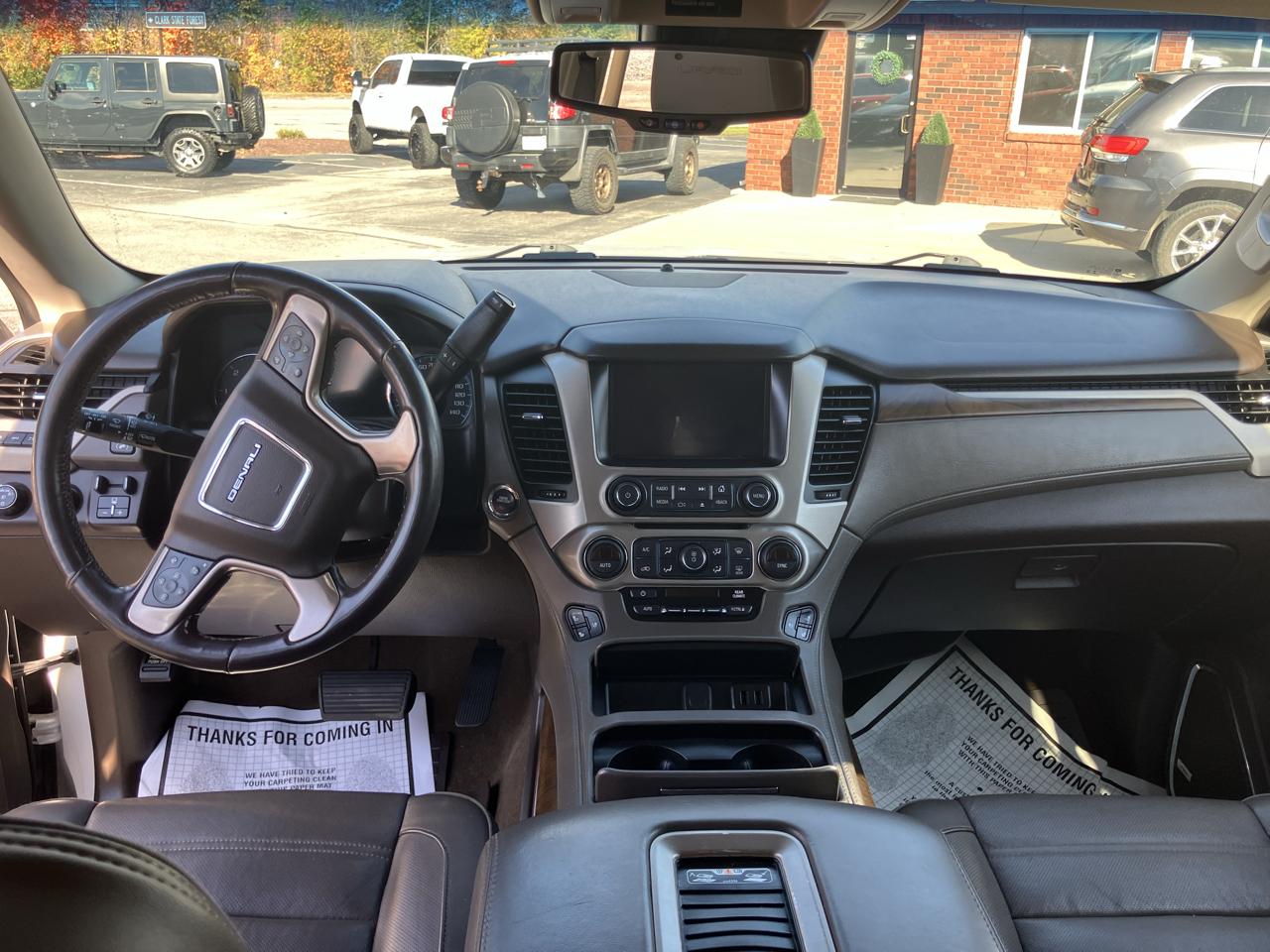 GMC Yukon Denali 4WD 2019