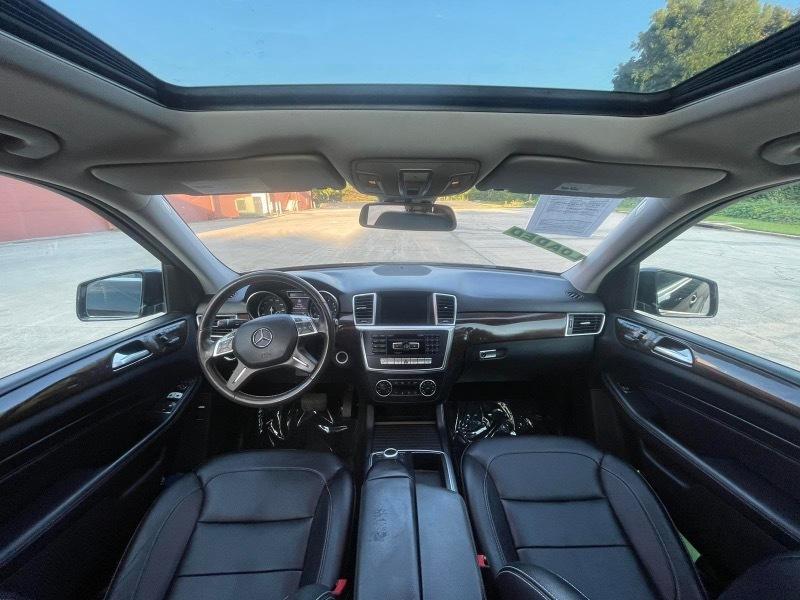 Mercedes-Benz M-Class ML350 4MATIC 2012