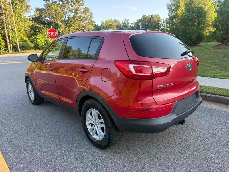 Kia Sportage LX AWD 2011