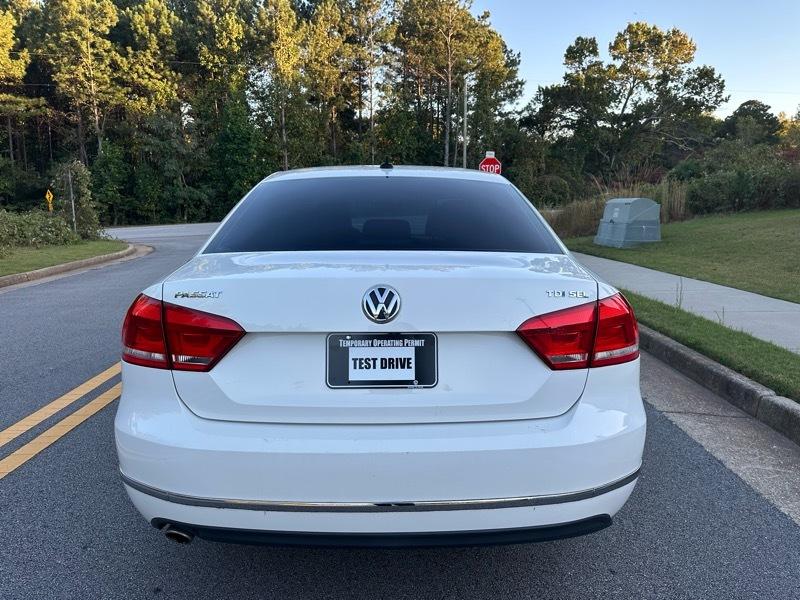 Volkswagen Passat 2.0L TDI SEL Premium 2013