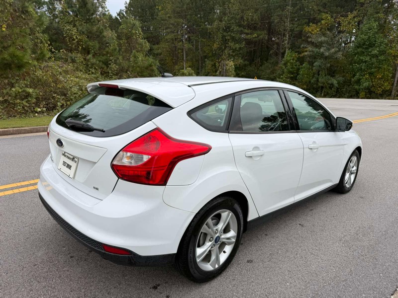 Ford Focus SE Hatch 2014