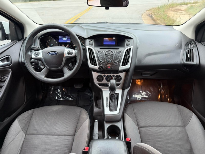 Ford Focus SE Hatch 2014