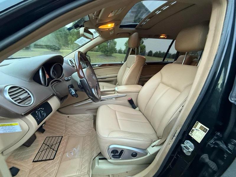 Mercedes-Benz GL-Class GL450 4MATIC 2011