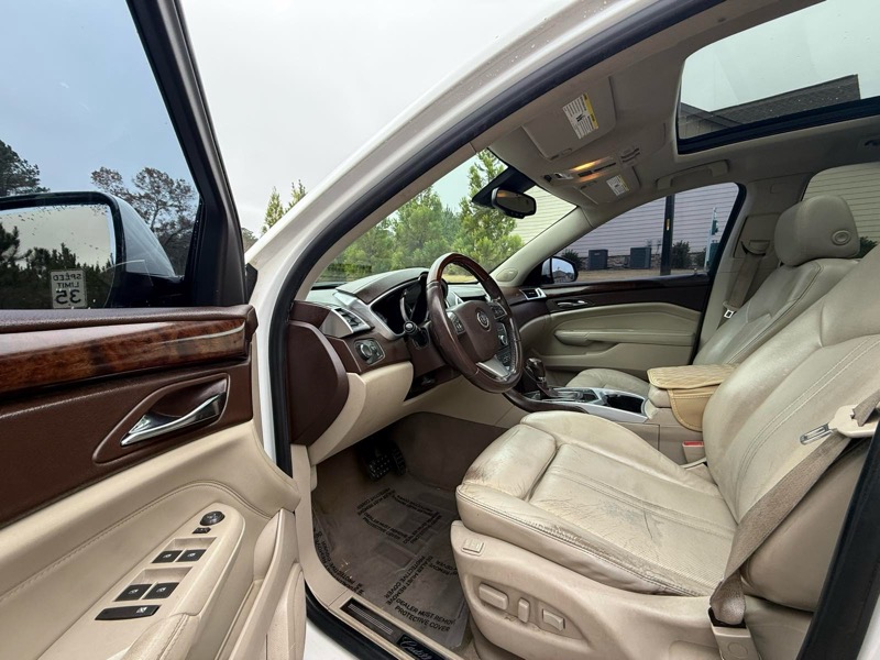 Cadillac SRX Luxury Collection 2010