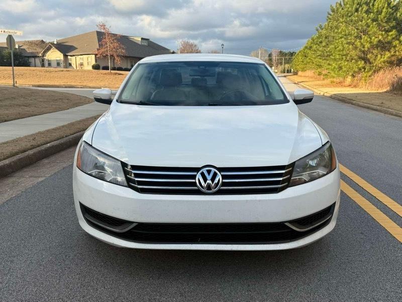 Volkswagen Passat 2.5L SE MT 2013