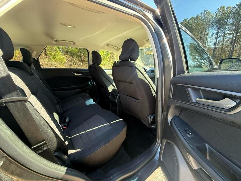 Ford Edge SE FWD 2016