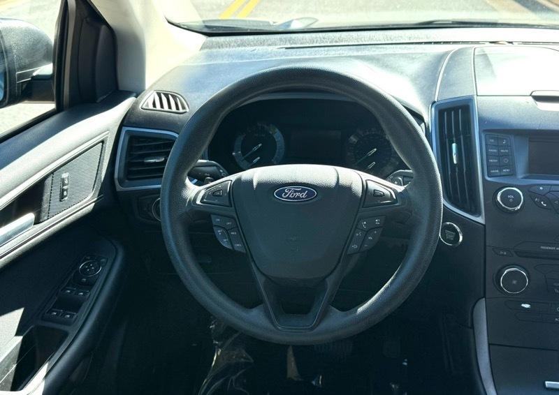 Ford Edge SE FWD 2016