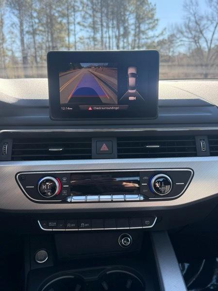 Audi A4 2.0T Premium quattro Sedan 2017