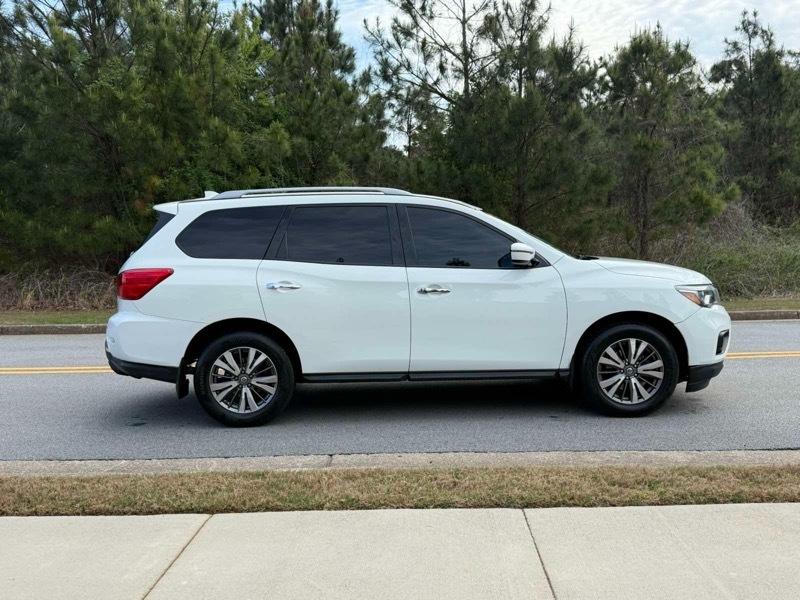 Nissan Pathfinder S 4WD 2019