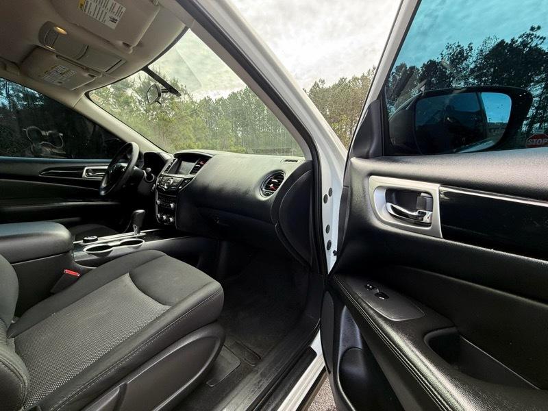 Nissan Pathfinder S 4WD 2019