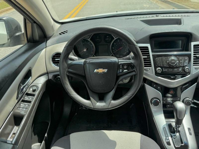 Chevrolet Cruze LS Auto 2014