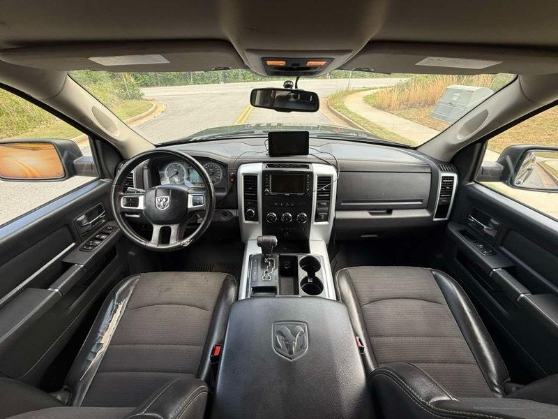 Dodge 1500 ST Crew Cab 4WD 2011