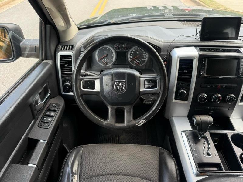 Dodge 1500 ST Crew Cab 4WD 2011
