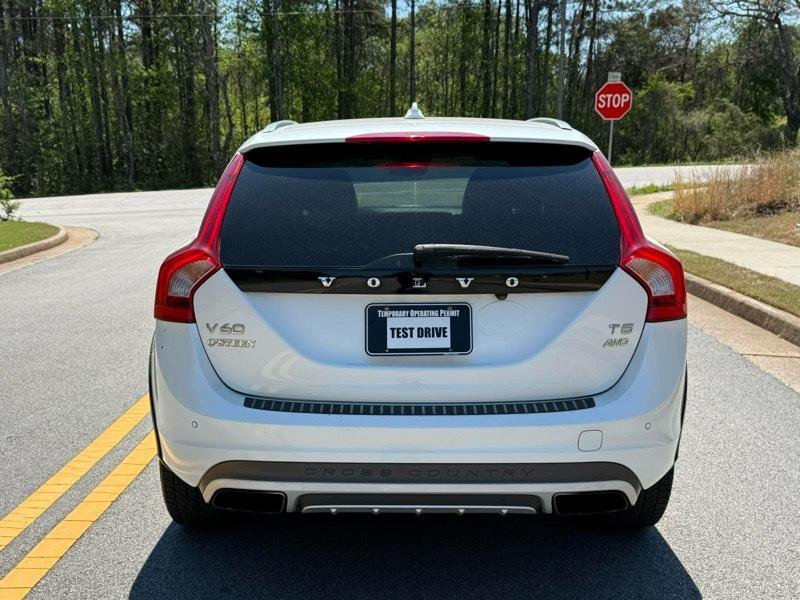 Volvo V60 Cross Country T5 2016