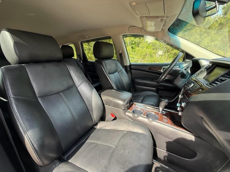 Nissan Pathfinder S 2WD 2013