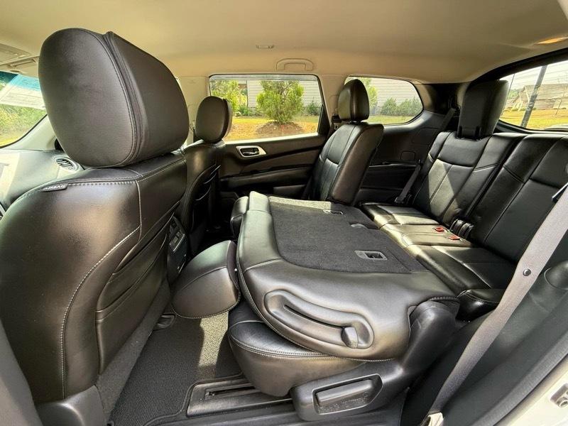 Nissan Pathfinder S 2WD 2013