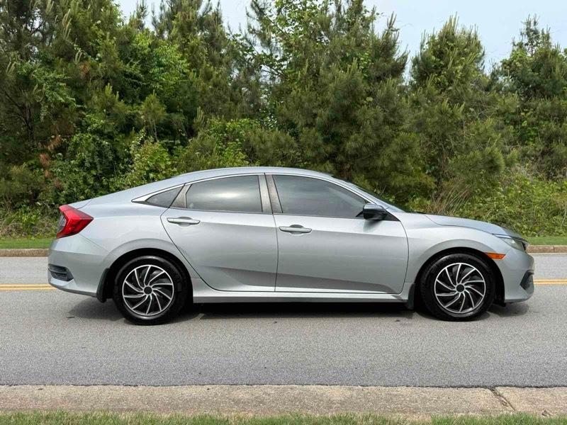 Honda Civic LX Sedan CVT 2016