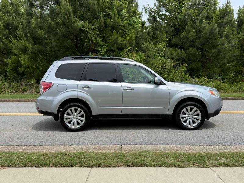 Subaru Forester 2.5X Premium 2013