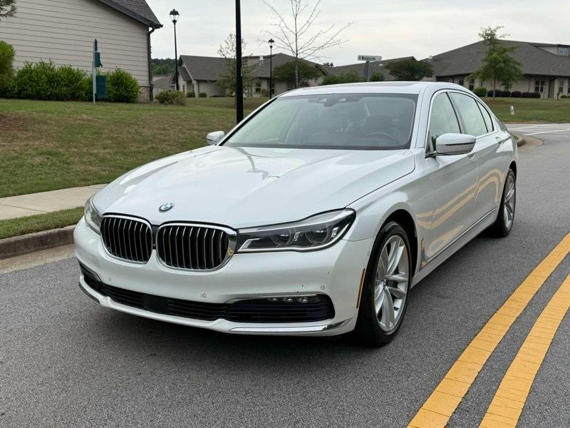 BMW 7-Series 750i xDrive 2016