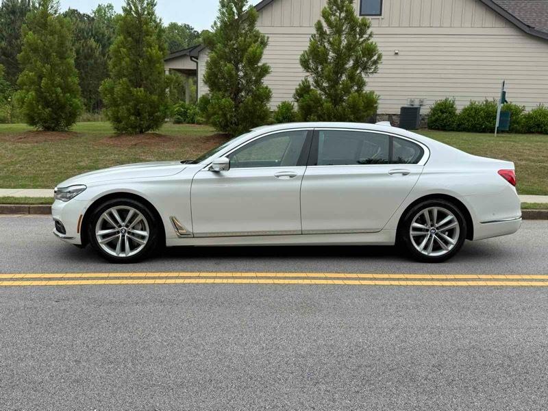 BMW 7-Series 750i xDrive 2016