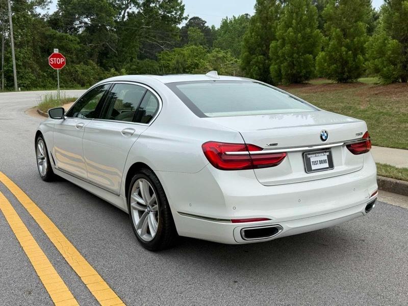 BMW 7-Series 750i xDrive 2016