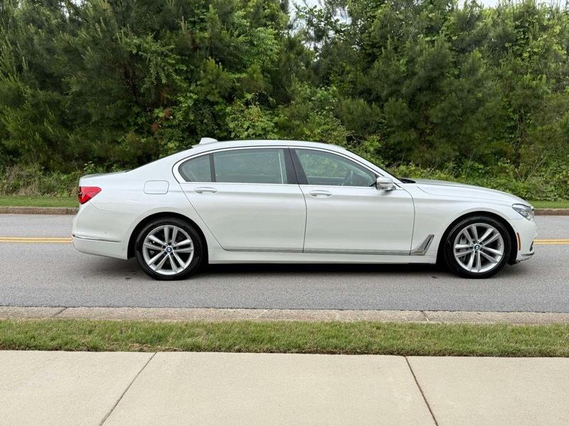 BMW 7-Series 750i xDrive 2016