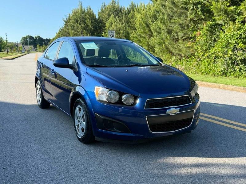 2013 Chevrolet Sonic LS Auto Sedan
