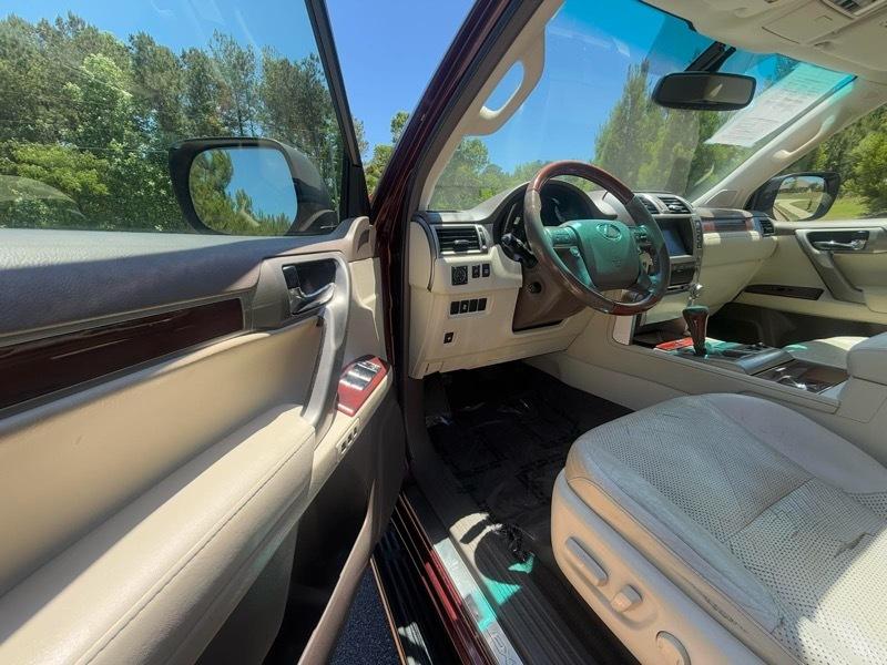 Lexus GX 460 Sport Utility 2012